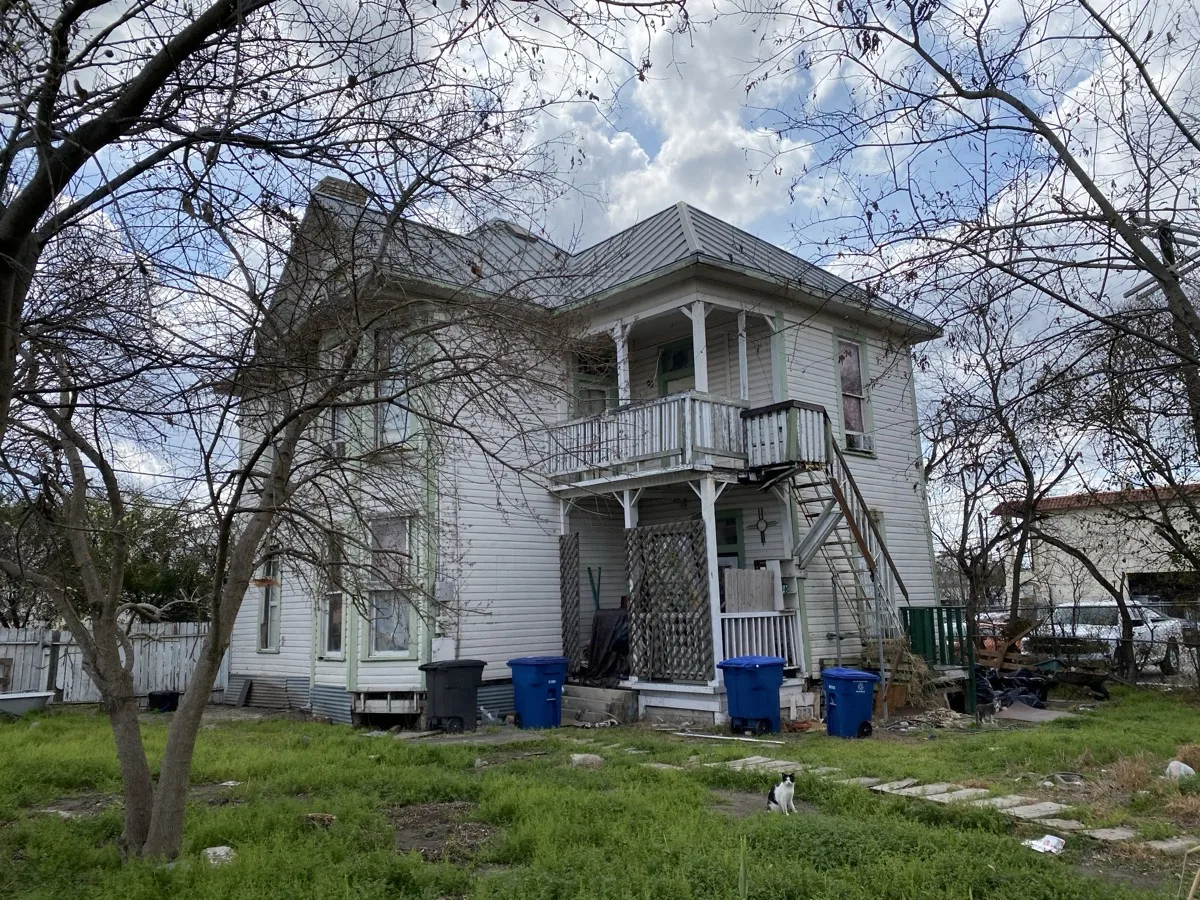 San Antonio — photograph 9 by Jesse Kanner